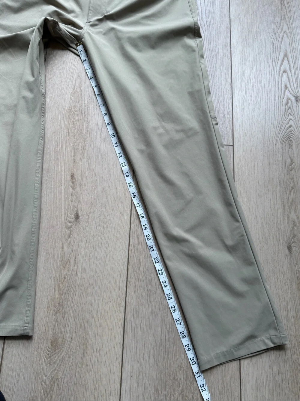Lululemon ABC Pant Classic Tofino Sand Khaki Chinos Size 34